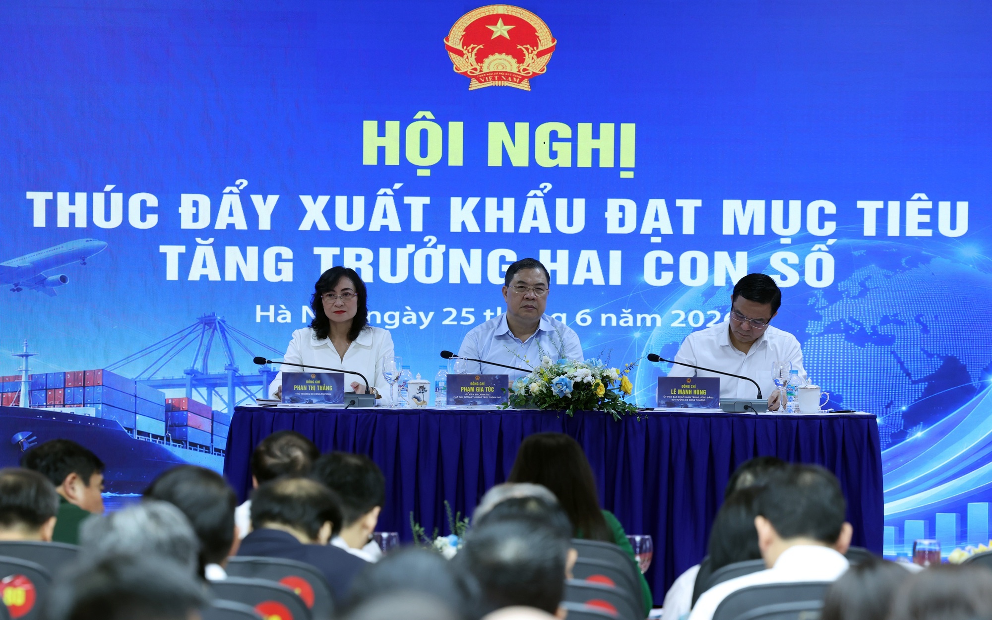 Phó Thủ tướng Thường trực Phạm Gia Túc dự Hội nghị - Ảnh: VGP/Phương Nguyên Phó Thủ tướng Thường trực Phạm Gia Túc dự Hội nghị - Ảnh: VGP/Phương Nguyên