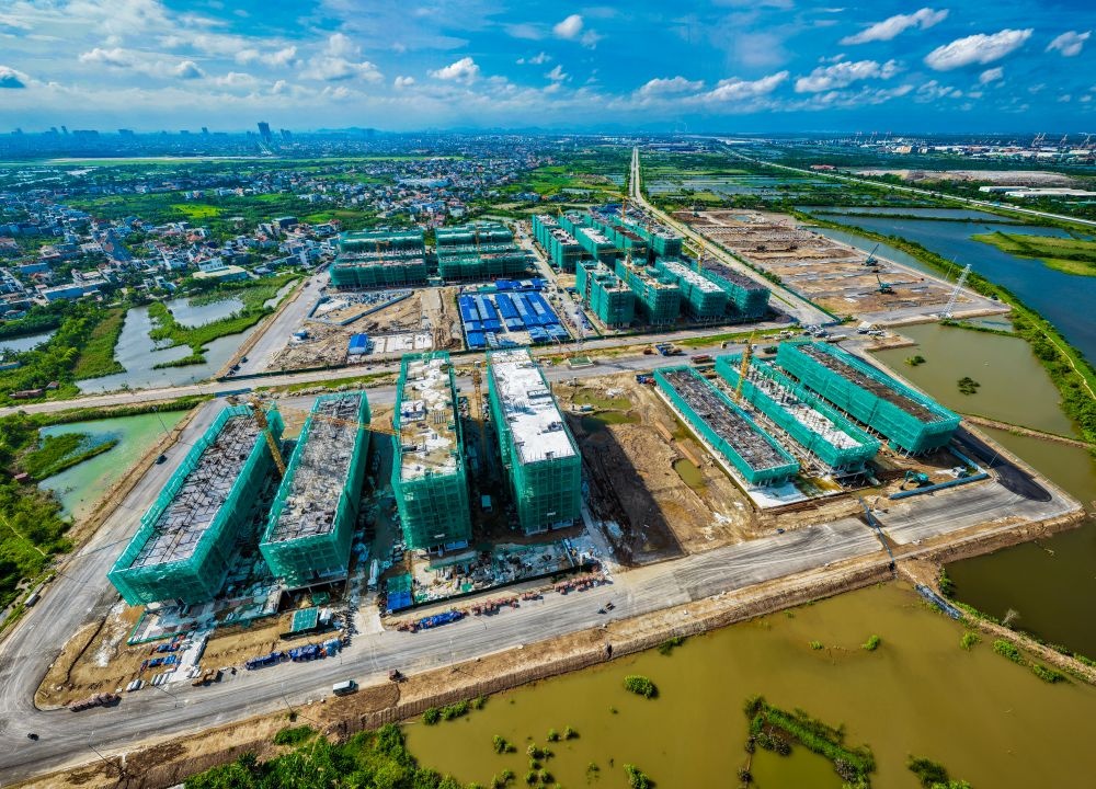 The Rise gồm 7 tòa căn hộ, dự kiến cất nóc 100% vào cuối năm 2026 và bàn giao vận hành năm 2027 The Rise gồm 7 tòa căn hộ, dự kiến cất nóc 100% vào cuối năm 2026 và bàn giao vận hành năm 2027