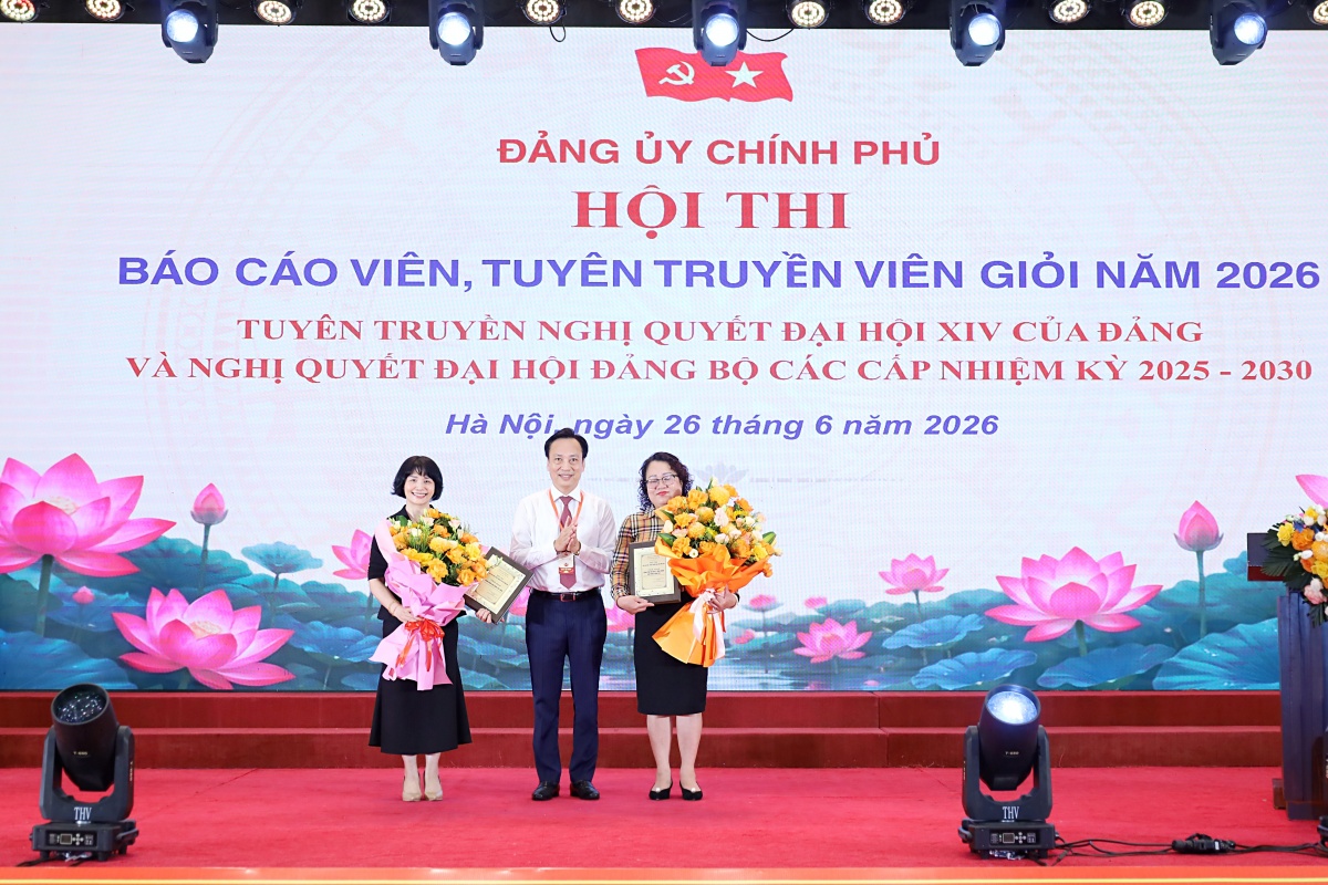Báo cáo viên thời kỳ mới: Lan tỏa niềm tin, đưa Nghị quyết Đại hội XIV của Đảng vào cuộc sống Báo cáo viên thời kỳ mới: Lan tỏa niềm tin, đưa Nghị quyết Đại hội XIV của Đảng vào cuộc sống