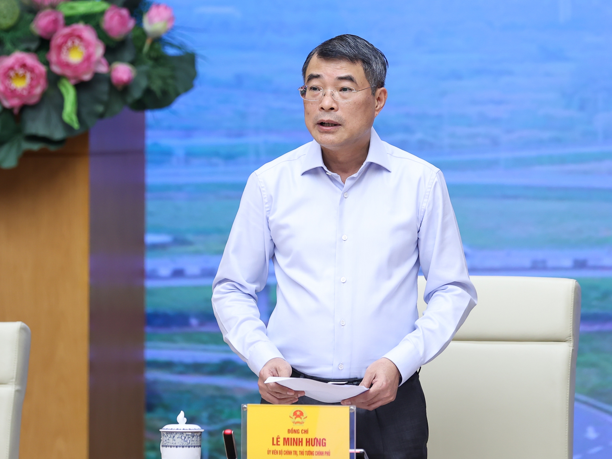 Thủ tướng: Kiên quyết không lùi tiến độ các dự án trọng điểm quốc gia nếu không có lý do chính đáng Thủ tướng: Kiên quyết không lùi tiến độ các dự án trọng điểm quốc gia nếu không có lý do chính đáng- Ảnh 2.