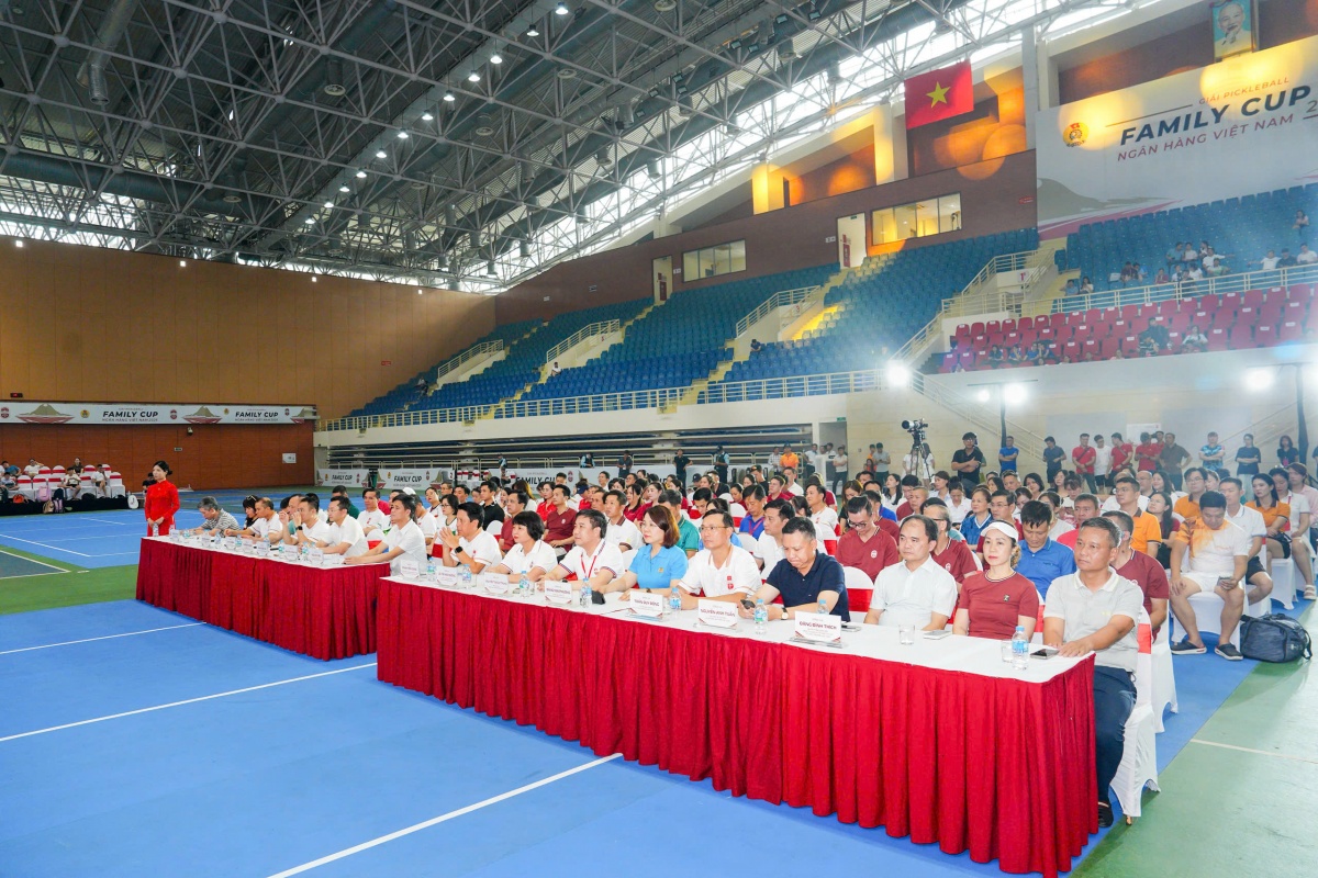 Các đại biểu tham dự Lễ bế mạc Các đại biểu tham dự Lễ bế mạc