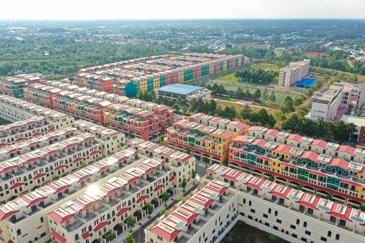 Một trong những khu đô thị đồng bộ, hiện đại tại Vĩnh Long. Một trong những khu đô thị đồng bộ, hiện đại tại Vĩnh Long.