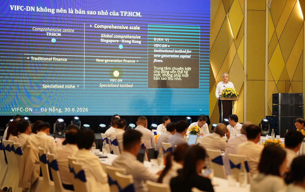 Hội thảo tập trung thảo luận những vấn đề then chốt trong quá trình xây dựng Trung tâm Tài chính Quốc tế tại Đà Nẵng. Hội thảo tập trung thảo luận những vấn đề then chốt trong quá trình xây dựng Trung tâm Tài chính Quốc tế tại Đà Nẵng.