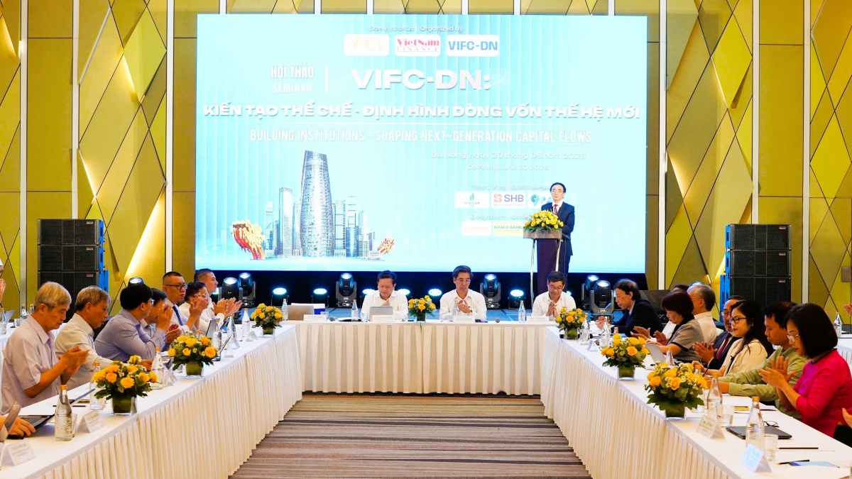 Hội thảo “VIFC-DN: Kiến tạo thể chế - Định hình dòng vốn thế hệ mới”. Hội thảo “VIFC-DN: Kiến tạo thể chế - Định hình dòng vốn thế hệ mới”.