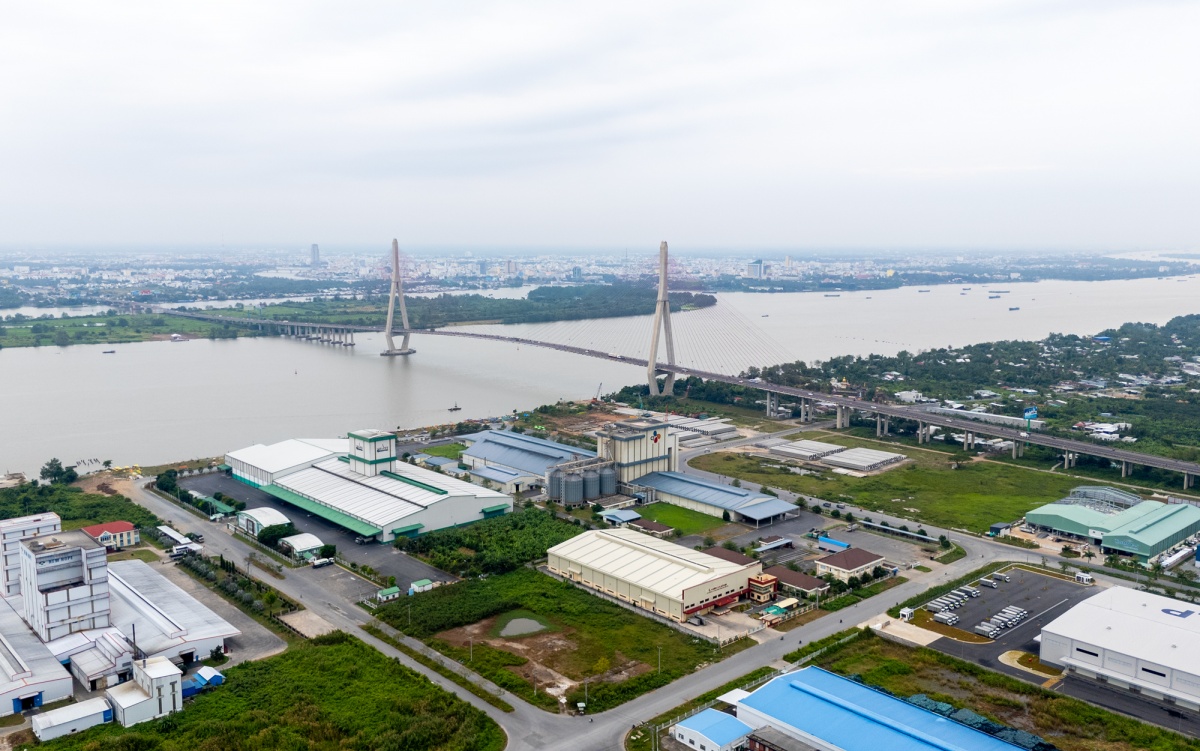 Khu công nghiệp Bình Minh – Vĩnh Long (Ảnh: Hoàng Anh) Khu công nghiệp Bình Minh – Vĩnh Long (Ảnh: Hoàng Anh)
