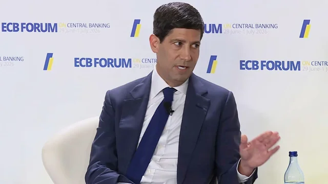 Chủ tịch Fed Kevin Warsh phát tín hiệu không giảm lãi suất khi lạm phát vẫn cao
