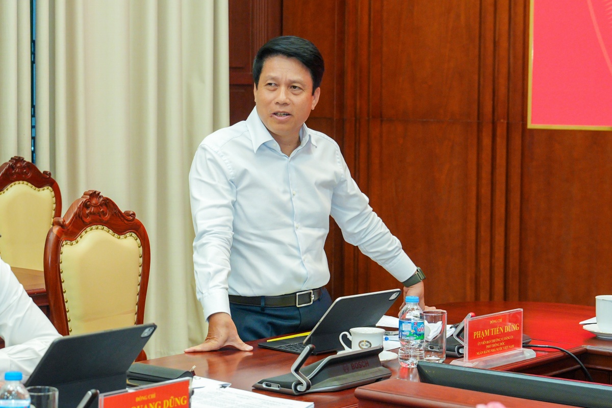 Tiếp tục lãnh đạo, tập trung nguồn lực thực hiện thắng lợi nhiệm vụ chính trị ngành Ngân hàng