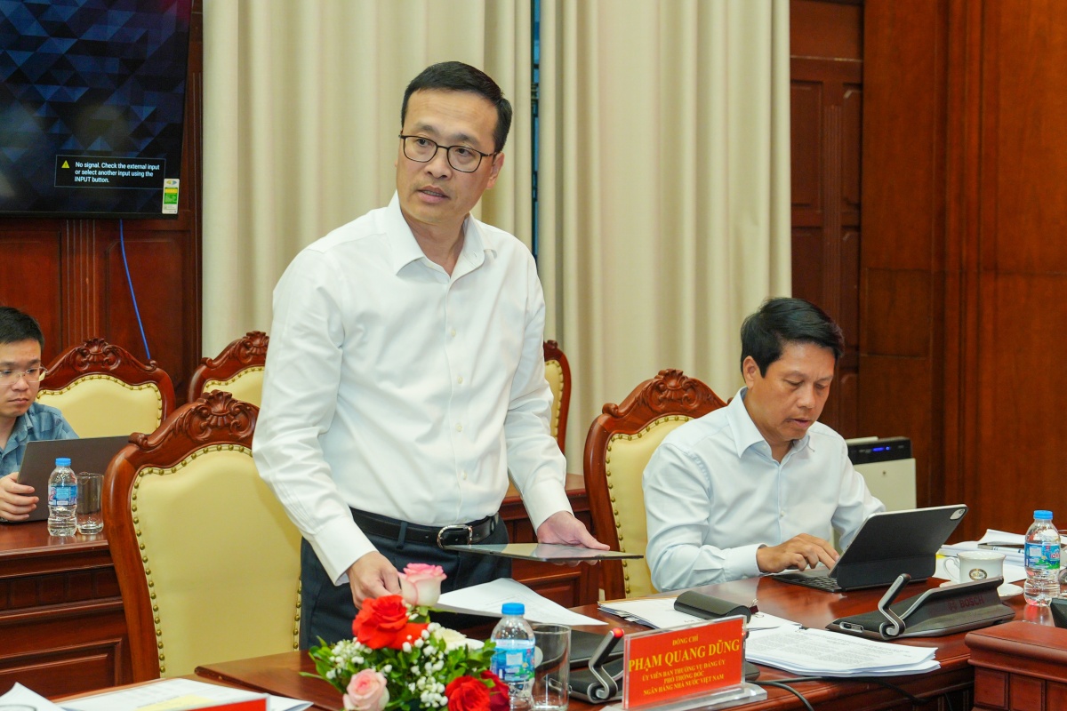 Tiếp tục lãnh đạo, tập trung nguồn lực thực hiện thắng lợi nhiệm vụ chính trị ngành Ngân hàng