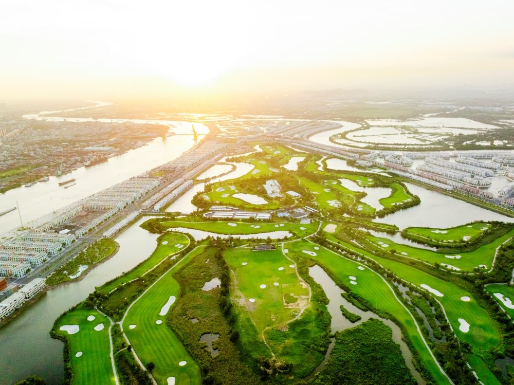 Những trải nghiệm đặc quyền khiến mỗi ngày tại Vinhomes Royal Island đều là một hành trình đáng mong đợi