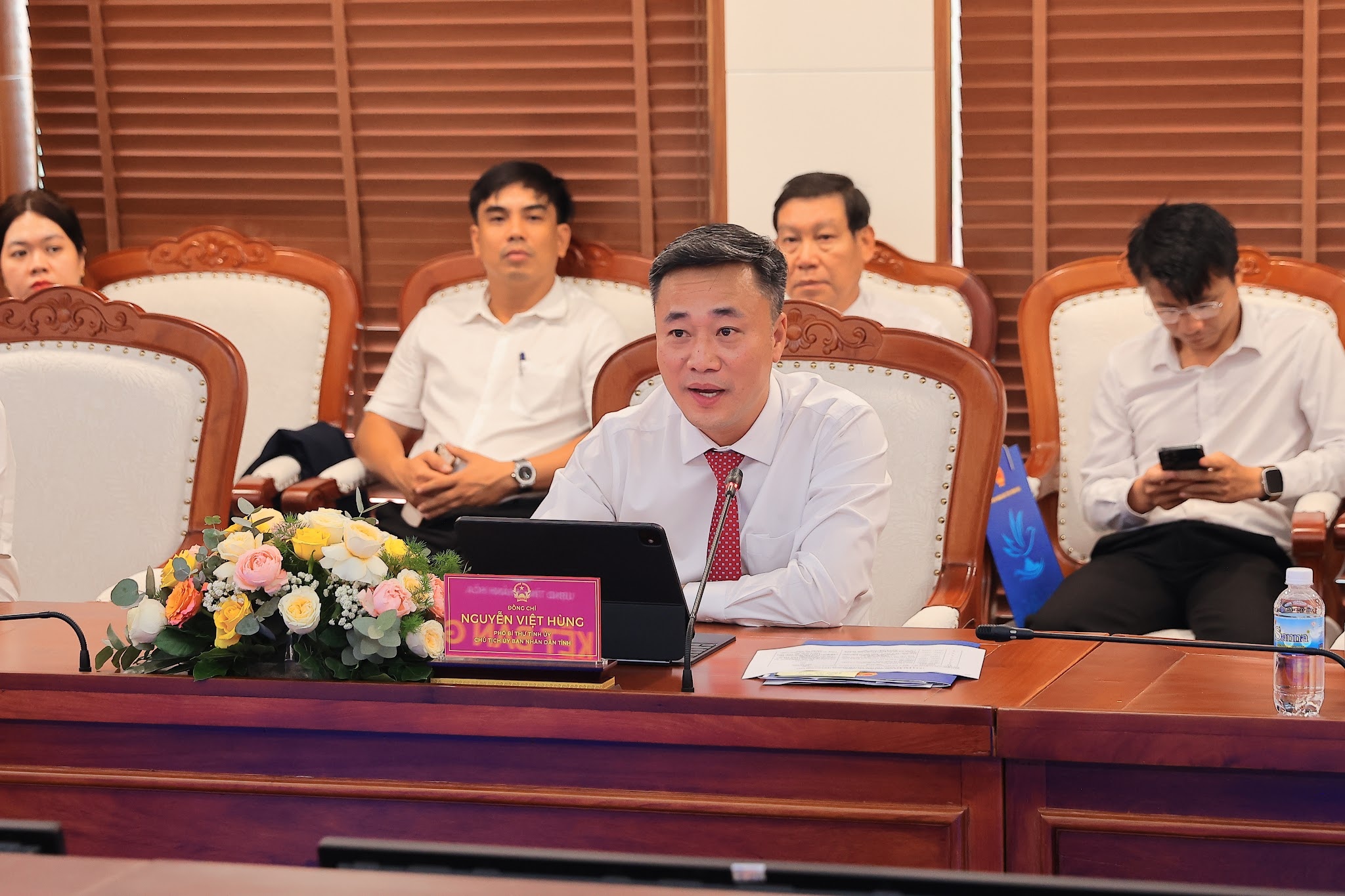 Ông Nguyễn Việt Hùng, Phó Bí thư Tỉnh ủy - Chủ tịch UBND tỉnh Khánh Hòa phát biểu tại buổi lễ