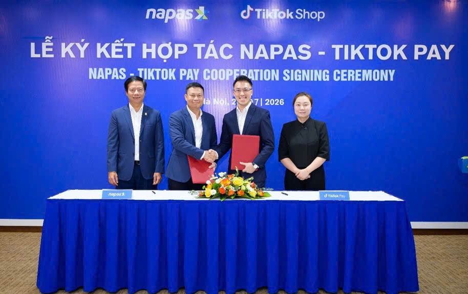 Lễ ký kết Thảo thuận hợp tác giữa NAPAS và TikTok Shop