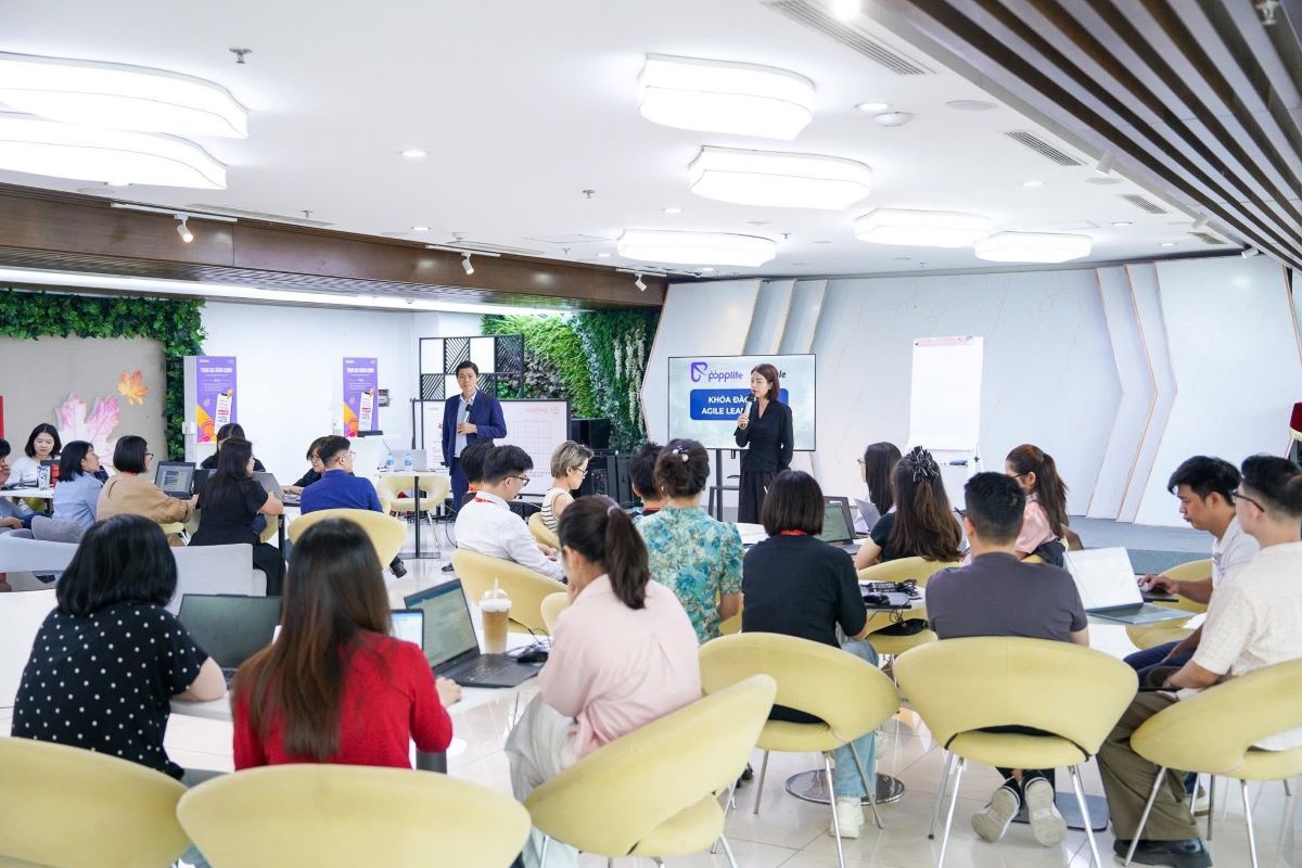 Một lớp đào tạo về năng lực Agile tại ROX Group