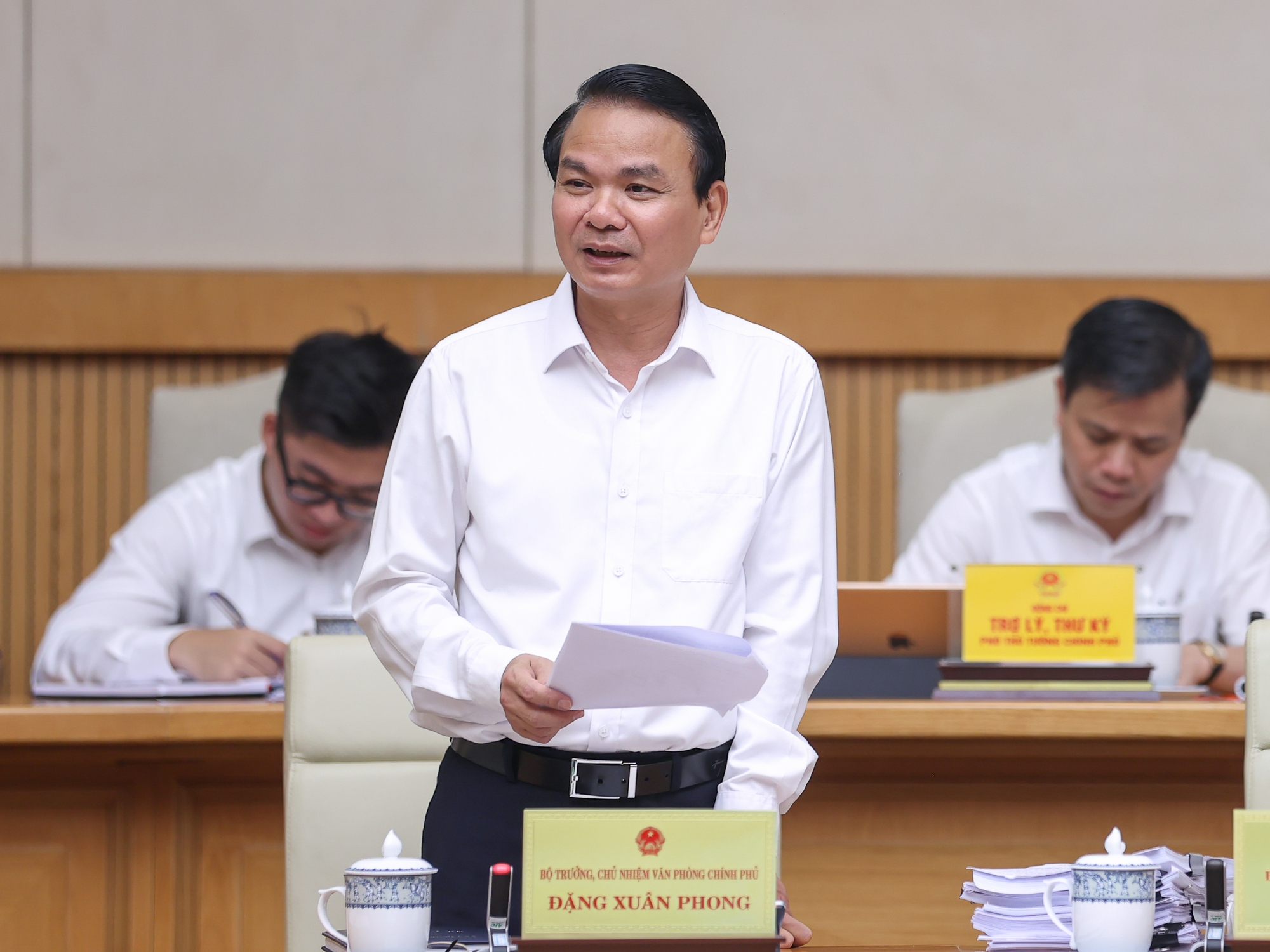 Thủ tướng: Thể chế phải tạo đột phá phát triển và thực thi phải hiệu quả, không trở thành 'điểm nghẽn của điểm nghẽn'- Ảnh 6.