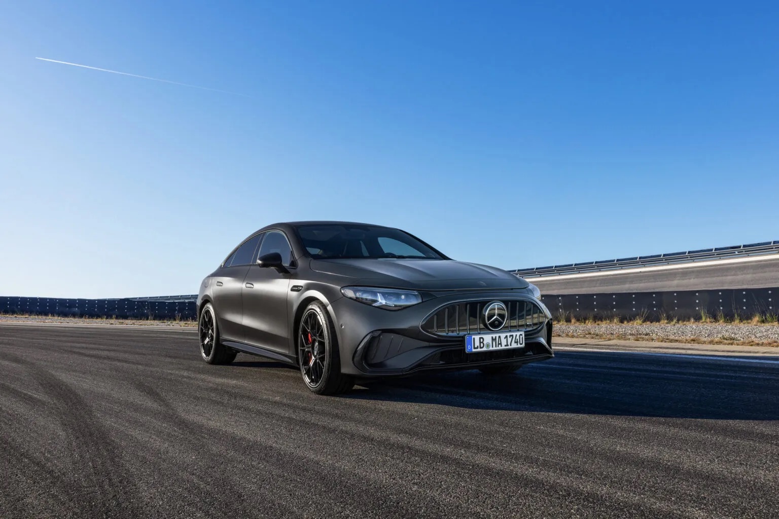 Mercedes CLA đời mới sắp bán tại Việt Nam có bản hiệu suất cao: Mạnh 671hp, AWD, mâm lớn 20 inch, phanh khủng, chạy 670km/sạc - Ảnh 4.