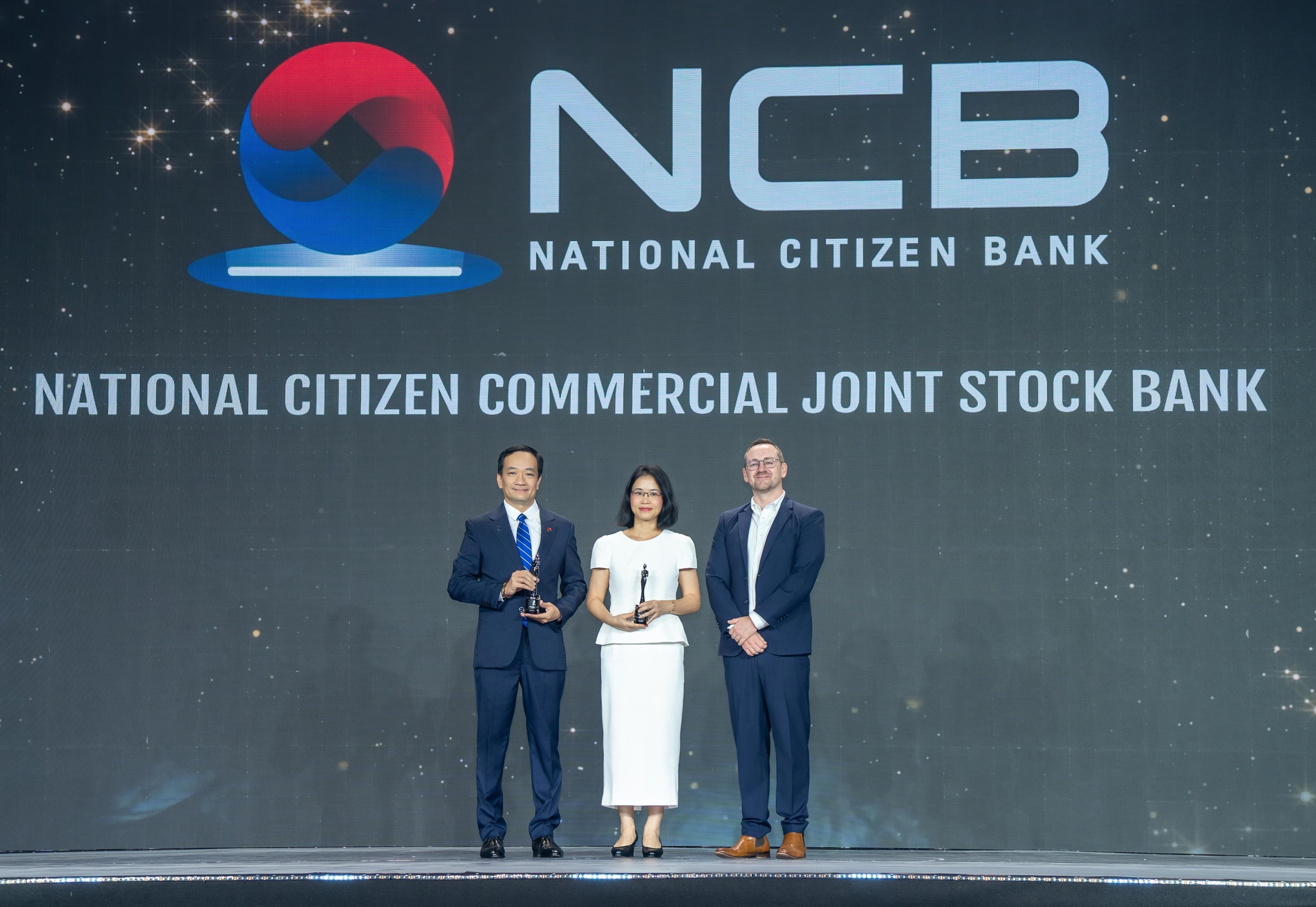 NCB thắng lớn tại HR Asia Awards 2026 với loạt giải thưởng danh giá NCB thắng lớn tại HR Asia Awards 2026 với loạt giải thưởng danh giá