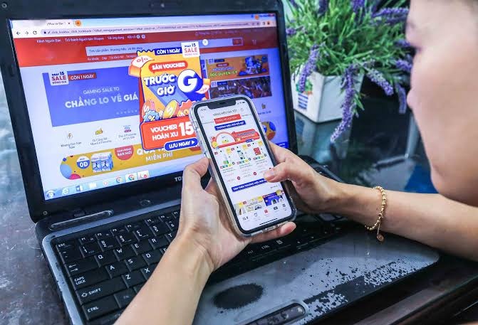 hiến lược kết nối YouTube, Facebook và Instagram giúp Shopee mở rộng mạng lưới bán hàng, đưa nội dung trở thành động lực thúc đẩy giao dịch trên thương mại điện tử hiến lược kết nối YouTube, Facebook và Instagram giúp Shopee mở rộng mạng lưới bán hàng, đưa nội dung trở thành động lực thúc đẩy giao dịch trên thương mại điện tử