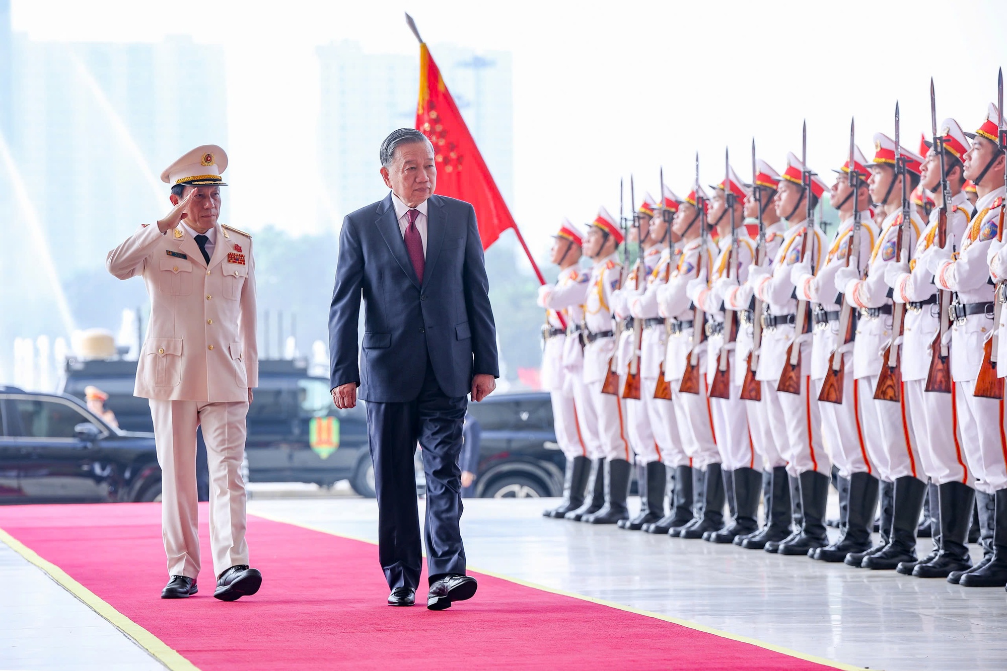 Tổng Bí thư, Chủ tịch nước: Bảo vệ an ninh theo nguyên tắc Tổng Bí thư, Chủ tịch nước: Bảo vệ an ninh theo nguyên tắc 'phát triển đến đâu, an ninh đến đó'- Ảnh 1.