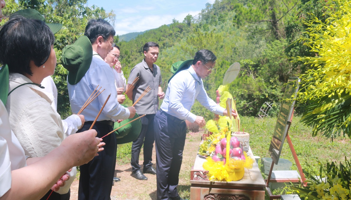 Tháng Bảy tri ân: Ngành Ngân hàng trở về những "địa chỉ đỏ"