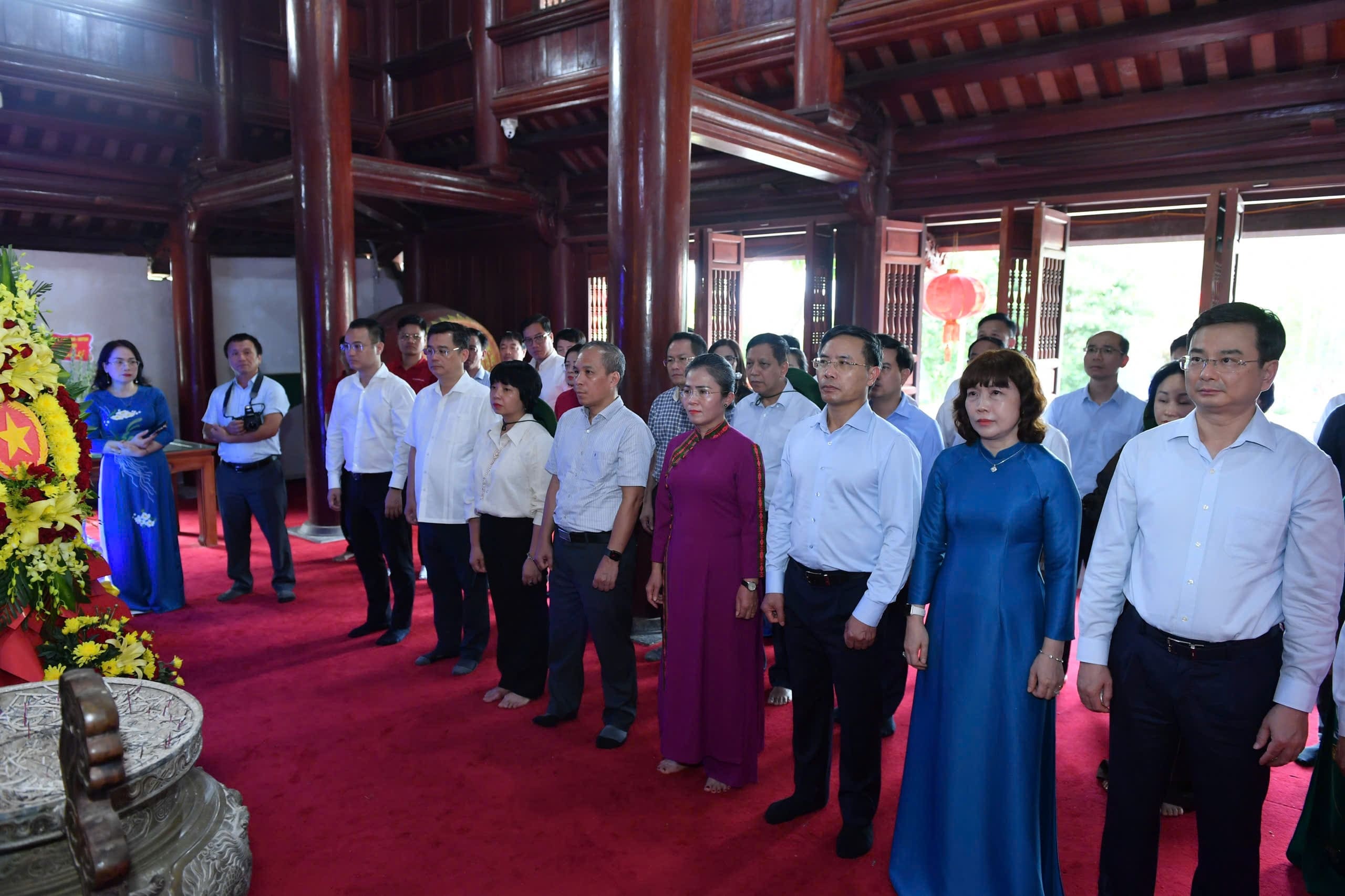 Tháng Bảy tri ân trên những “địa chỉ đỏ”