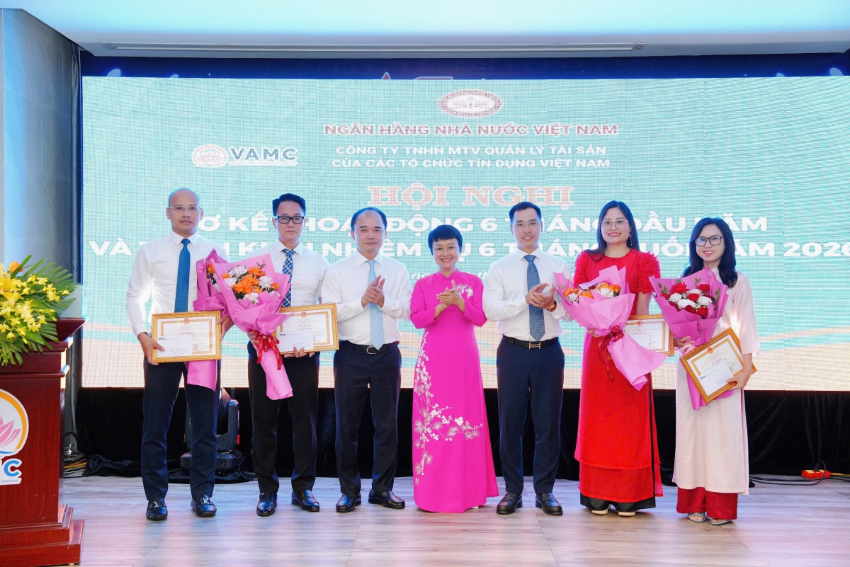 VAMC bứt phá 6 tháng đầu năm, tạo nền tảng cho giai đoạn phát triển mới VAMC bứt phá 6 tháng đầu năm, tạo nền tảng cho giai đoạn phát triển mới