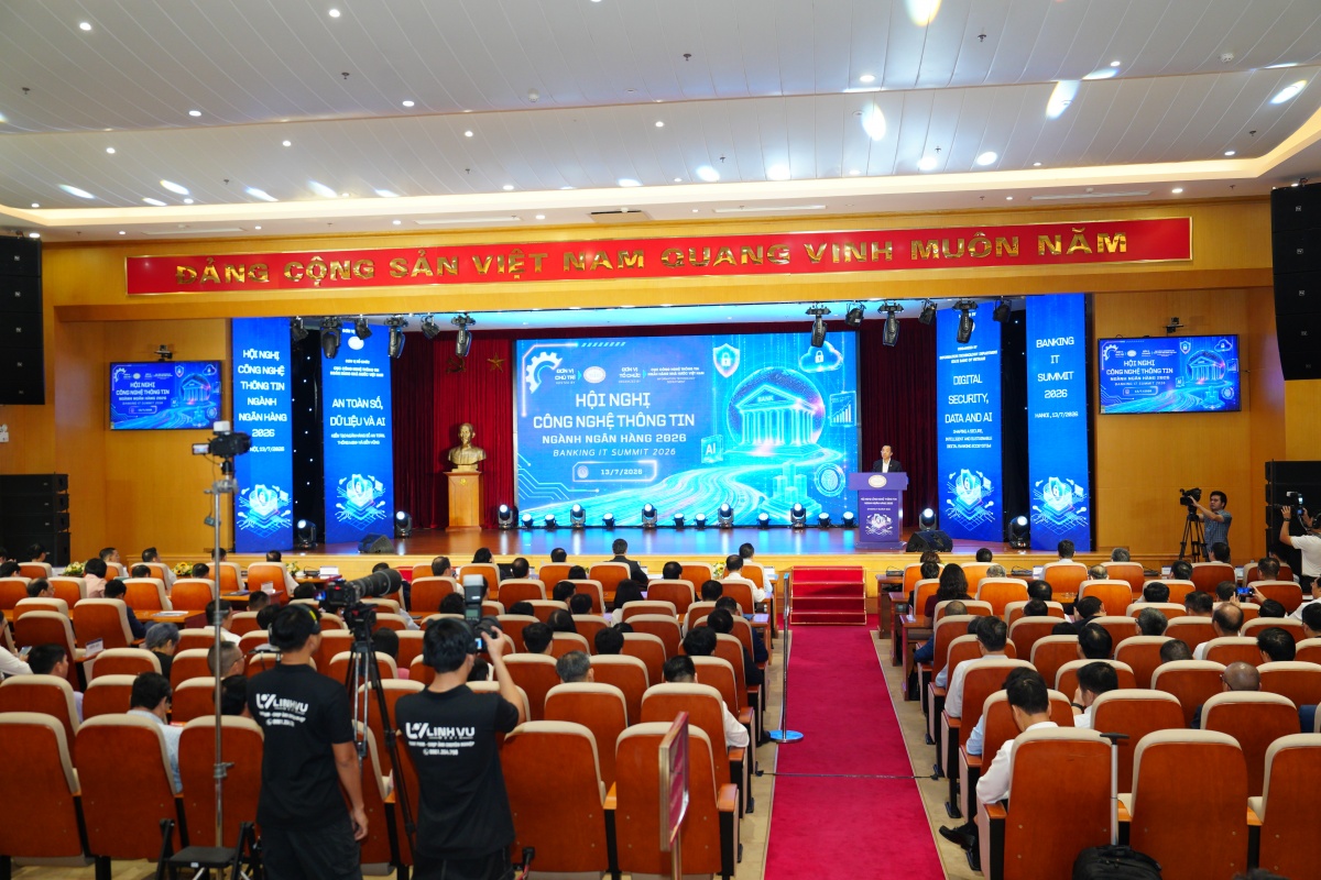 Ngành Ngân hàng đặt an toàn số, dữ liệu và AI vào trung tâm chuyển đổi số Ngành Ngân hàng đặt an toàn số, dữ liệu và AI vào trung tâm chuyển đổi số