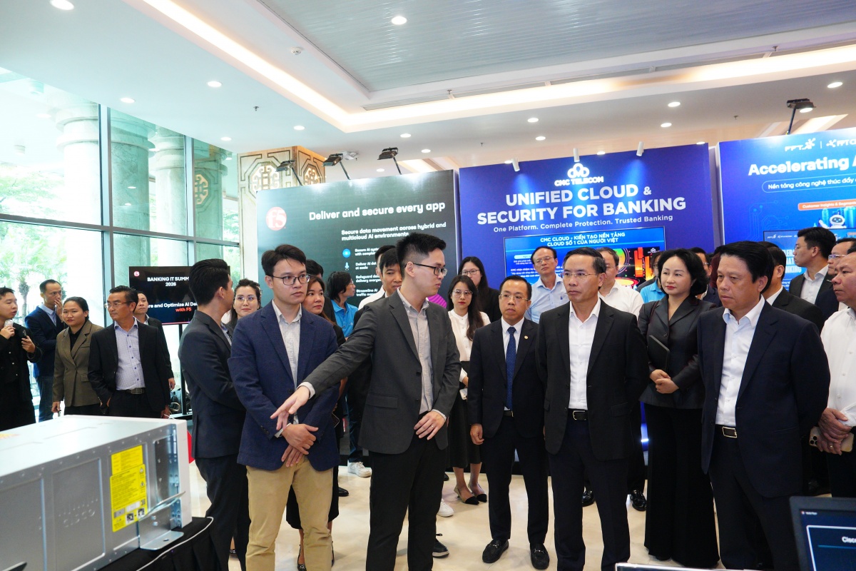 Ngành Ngân hàng đặt an toàn số, dữ liệu và AI vào trung tâm chuyển đổi số Ngành Ngân hàng đặt an toàn số, dữ liệu và AI vào trung tâm chuyển đổi số