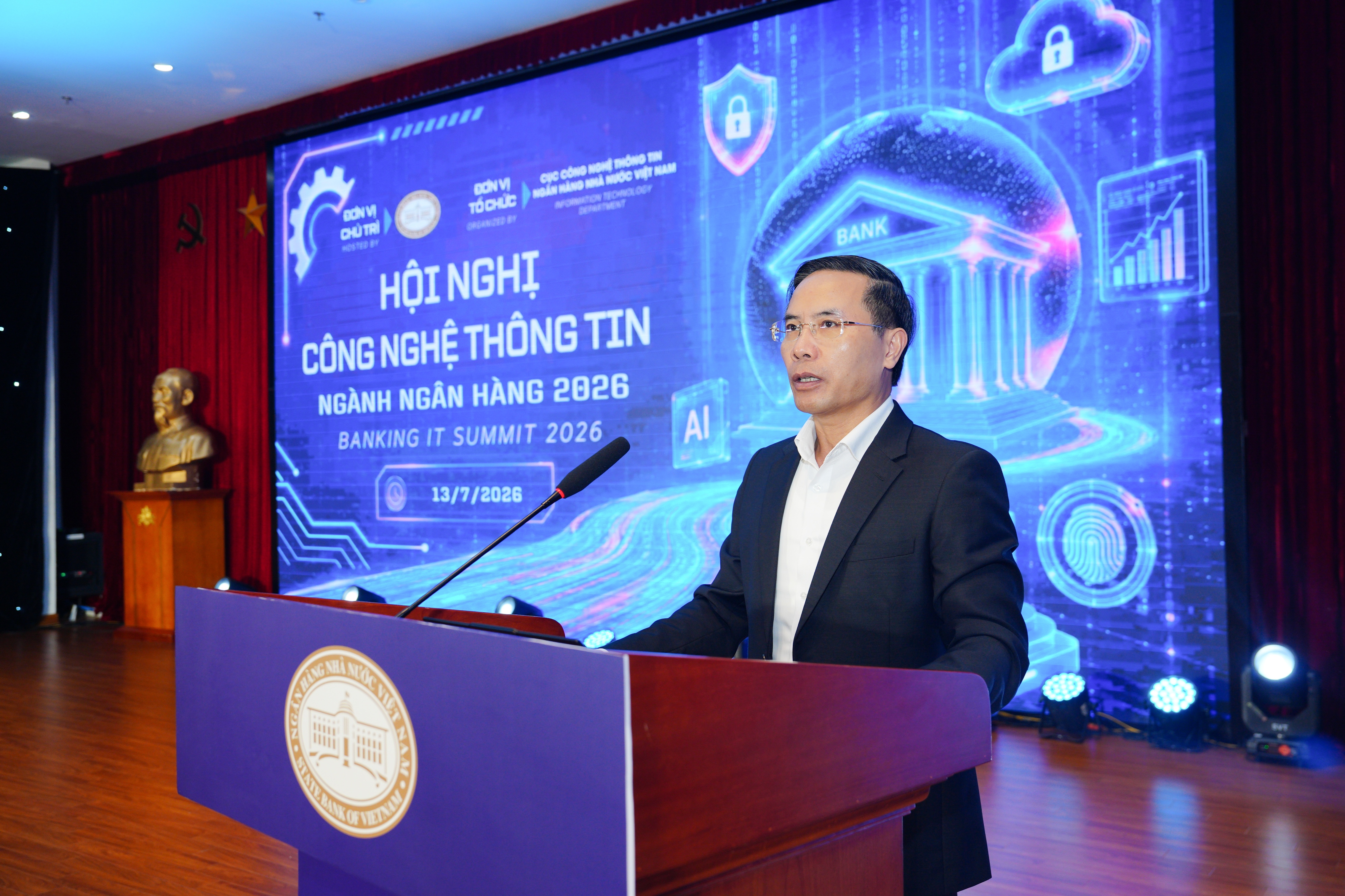 Ngành Ngân hàng đặt an toàn số, dữ liệu và AI vào trung tâm chuyển đổi số Ngành Ngân hàng đặt an toàn số, dữ liệu và AI vào trung tâm chuyển đổi số