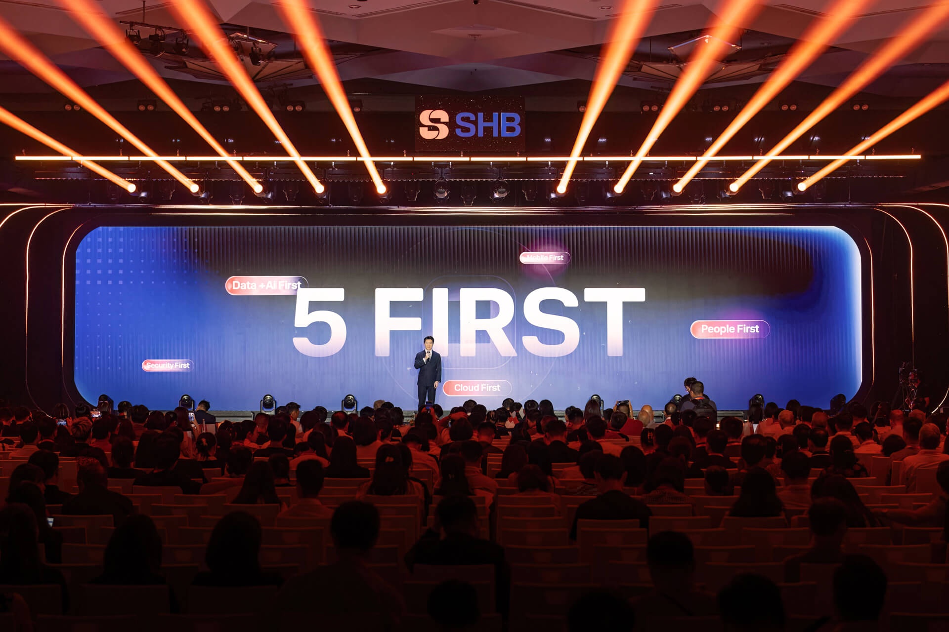 SHB nhận 4 giải thưởng lớn tại Asian Banking & Finance Awards 2026 SHB nhận 4 giải thưởng lớn tại Asian Banking & Finance Awards 2026