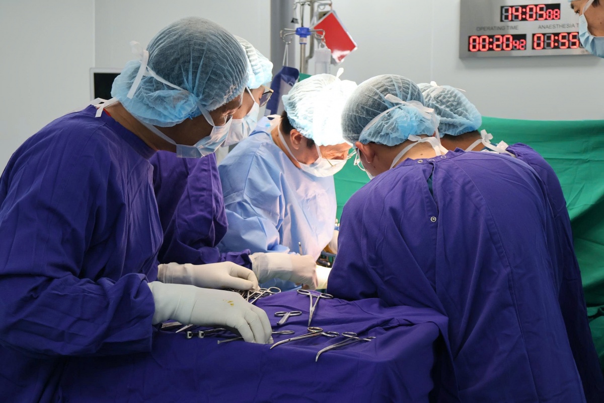 Vinmec Cần Thơ cứu bệnh nhân 75 tuổi có khối u gan lớn gần bằng quả bưởi Vinmec Cần Thơ cứu bệnh nhân 75 tuổi có khối u gan lớn gần bằng quả bưởi