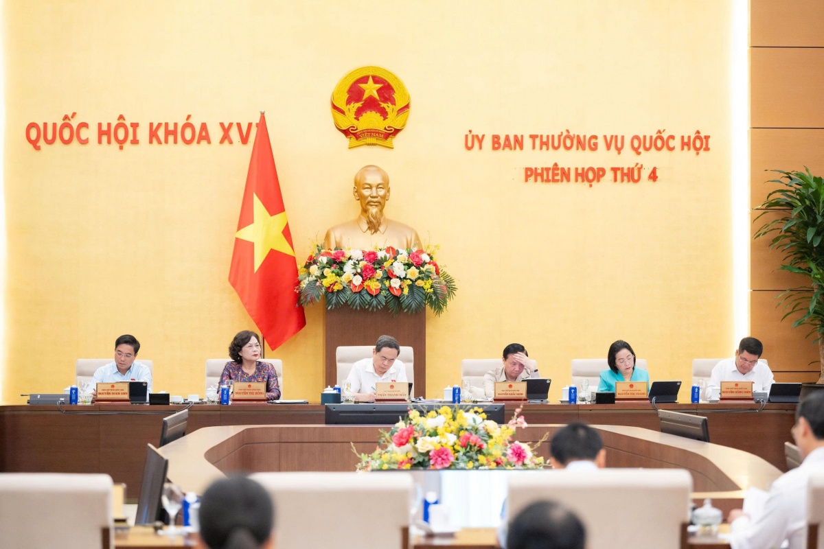 Sửa 3 Luật thuộc lĩnh vực ngân hàng: Hoàn thiện thể chế, tháo gỡ vướng mắc thực tiễn Sửa 3 Luật thuộc lĩnh vực ngân hàng: Hoàn thiện thể chế, tháo gỡ vướng mắc thực tiễn