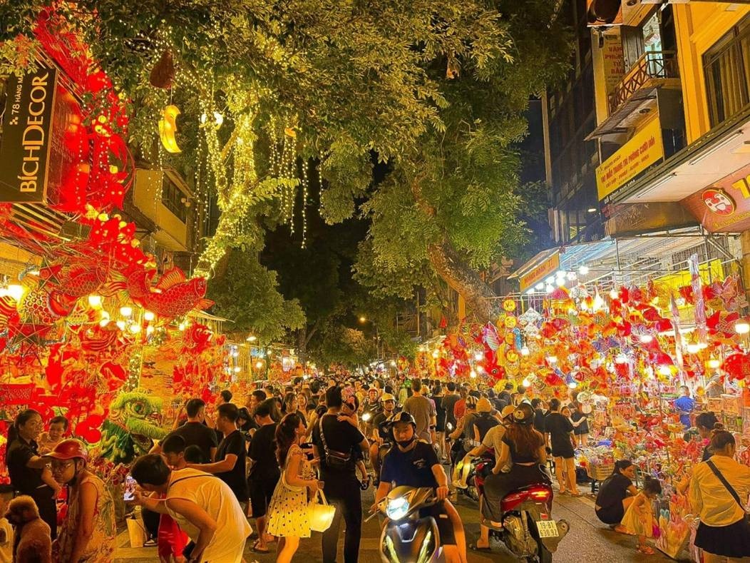 Kinh tế đêm Hà Nội: Khai mở dư địa tăng trưởng mới Kinh tế đêm Hà Nội: Khai mở dư địa tăng trưởng mới