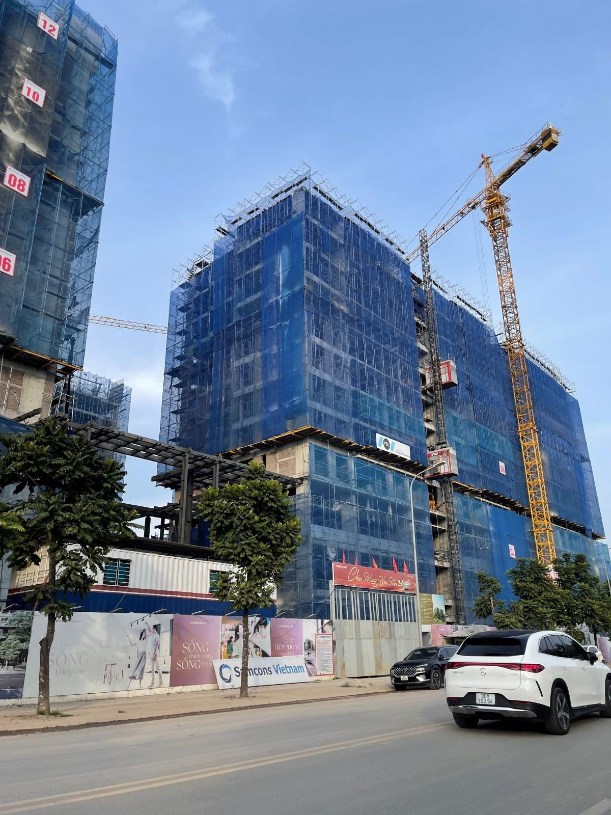 Nhà ở Hà Nội bước vào cuộc sàng lọc, cạnh tranh ngày càng khốc liệt Nhà ở Hà Nội bước vào cuộc sàng lọc, cạnh tranh ngày càng khốc liệt