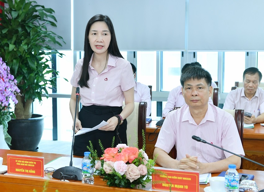 Ủy viên HĐQT - Tổng Giám đốc NHCSXH Nguyễn Thị Hằng báo cáo kết quả hoạt động NHCSXH trong quý II/2026