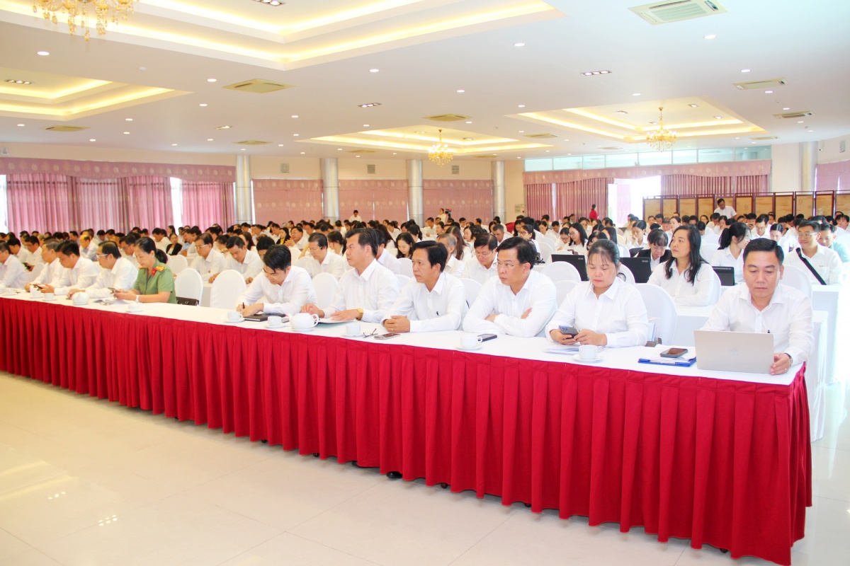 Khơi thông nguồn lực tài chính để đạt tăng trưởng hai con số Khơi thông nguồn lực tài chính để đạt tăng trưởng hai con số
