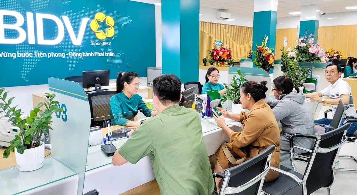 các TCTD trên địa bàn Nghệ An đã và đang nỗ lực duy trì ổn định, từng bước giảm mặt bằng lãi suất, tạo điều kiện để doanh nghiệp và người dân tiếp cận nguồn vốn với chi phí hợp lý…