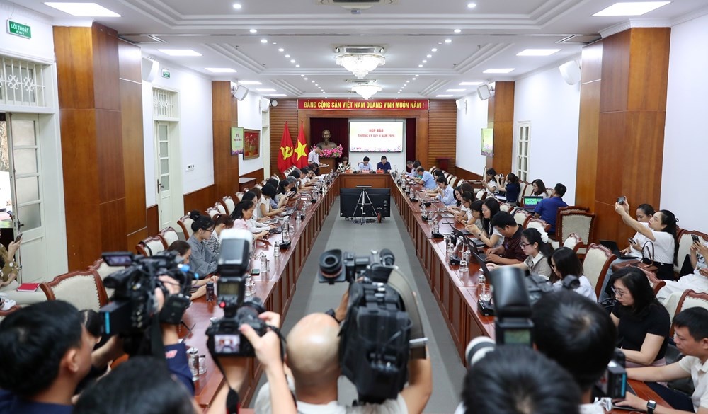 Huy động mọi nguồn lực phát triển văn hóa, du lịch, đóng góp vào tăng trưởng hai con số Huy động mọi nguồn lực phát triển văn hóa, du lịch, đóng góp vào tăng trưởng hai con số