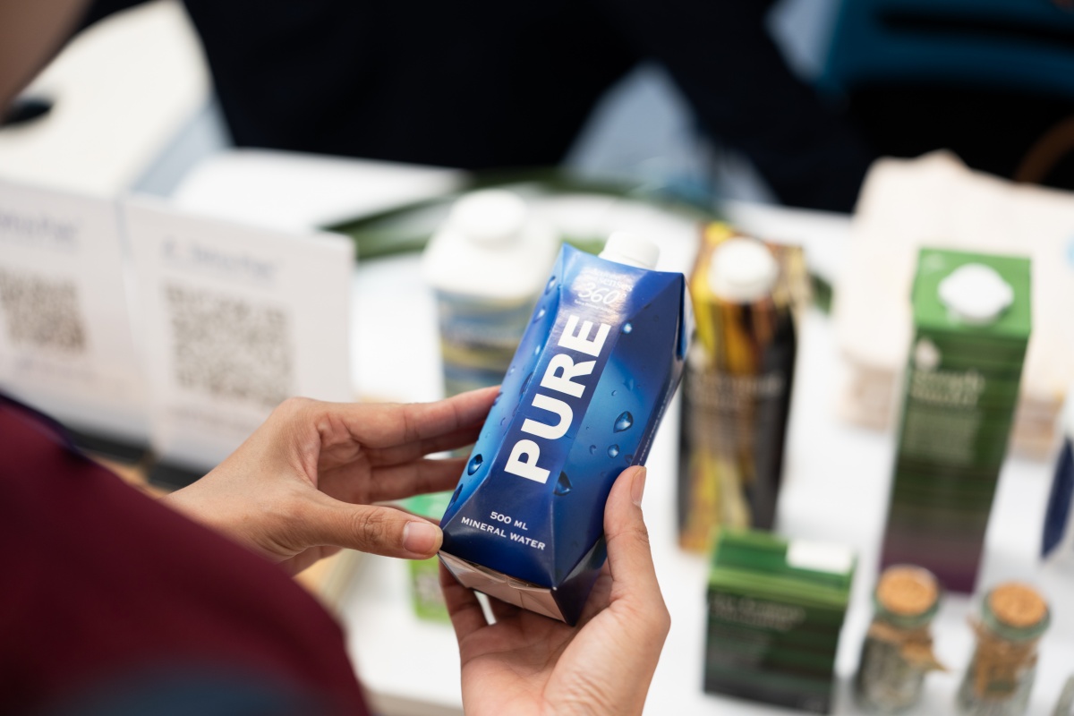 Tetra Pak thúc đẩy hệ thống thực phẩm vững mạnh nhờ cắt giảm hơn một phần ba phát thải khí nhà kính toàn chuỗi giá trị Tetra Pak thúc đẩy hệ thống thực phẩm vững mạnh nhờ cắt giảm hơn một phần ba phát thải khí nhà kính toàn chuỗi giá trị