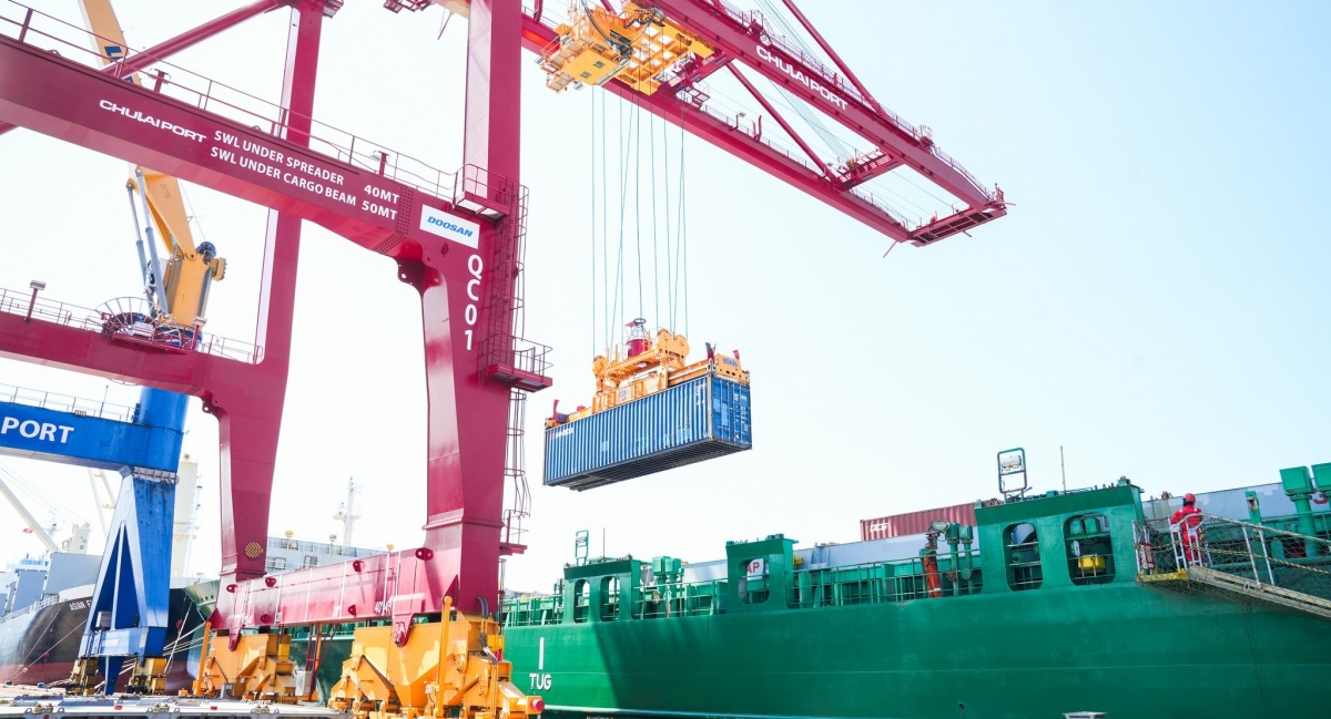 Tín chỉ carbon không chỉ là công cụ hỗ trợ giảm phát thải, mà còn có thể trở thành một loại tài sản được giao dịch, thu hút nguồn vốn xanh và kết nối các dự án môi trường với nhà đầu tư… Tín chỉ carbon không chỉ là công cụ hỗ trợ giảm phát thải, mà còn có thể trở thành một loại tài sản được giao dịch, thu hút nguồn vốn xanh và kết nối các dự án môi trường với nhà đầu tư…