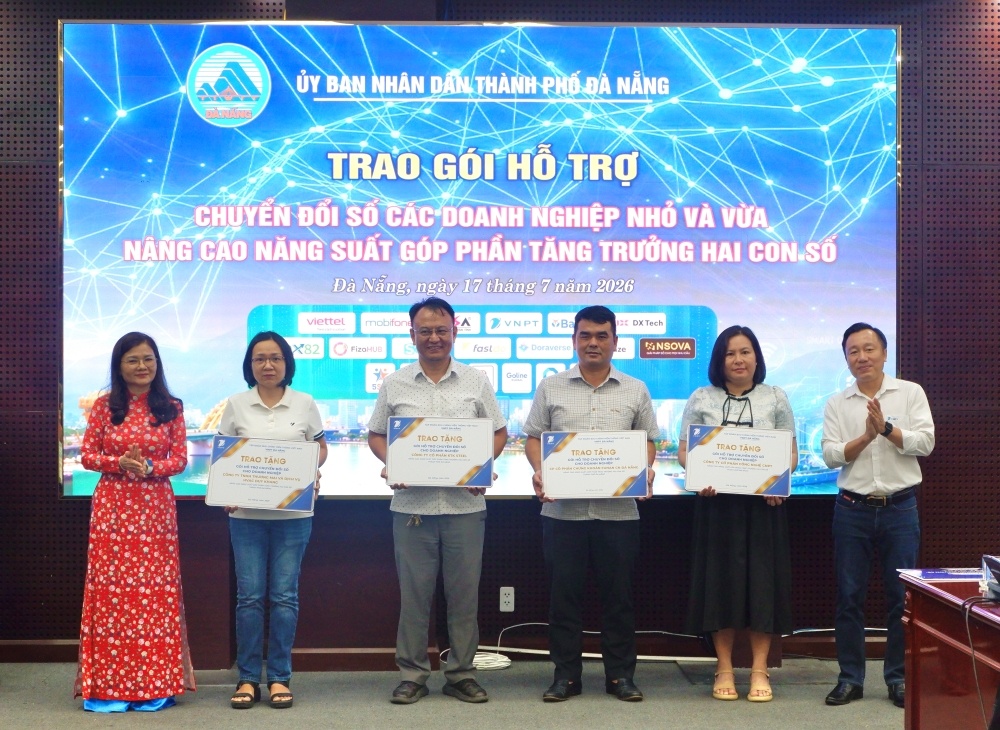 undefined Chuyển đổi số doanh nghiệp, chính quyền cần giữ vai trò kiến tạo...