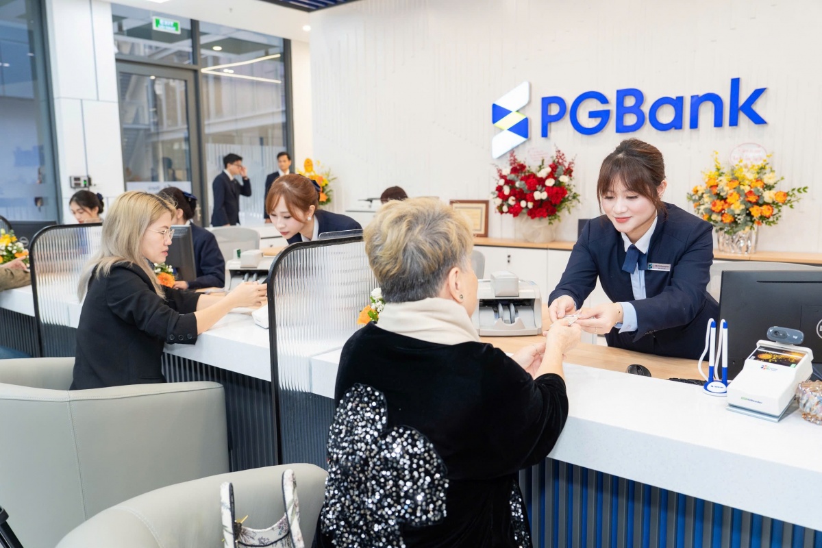undefined PGBank tăng vốn điều lệ lên 7.327 tỷ đồng, tiếp tục củng cố nền tảng tài chính