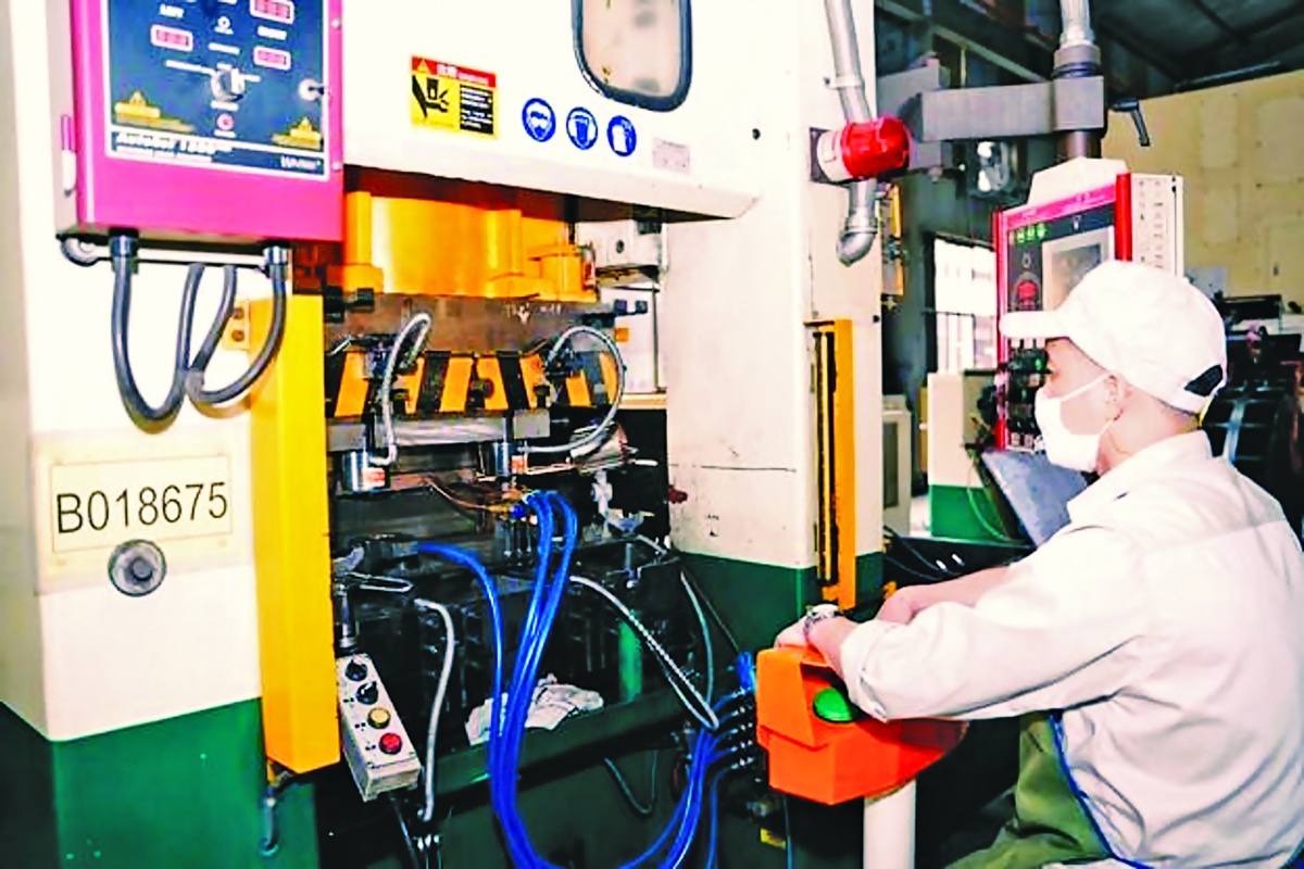 Thoát “bẫy gia công”, nâng giá trị doanh nghiệp Việt Thoát “bẫy gia công”, nâng giá trị doanh nghiệp Việt
