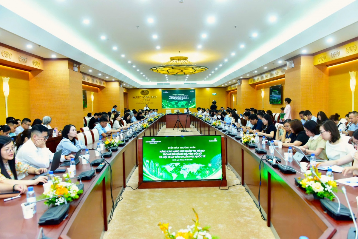 Hoàn thiện khuôn khổ pháp lý hoạt động ngân hàng và quản trị rủi ro theo chuẩn quốc tế Hoàn thiện khuôn khổ pháp lý hoạt động ngân hàng và quản trị rủi ro theo chuẩn quốc tế