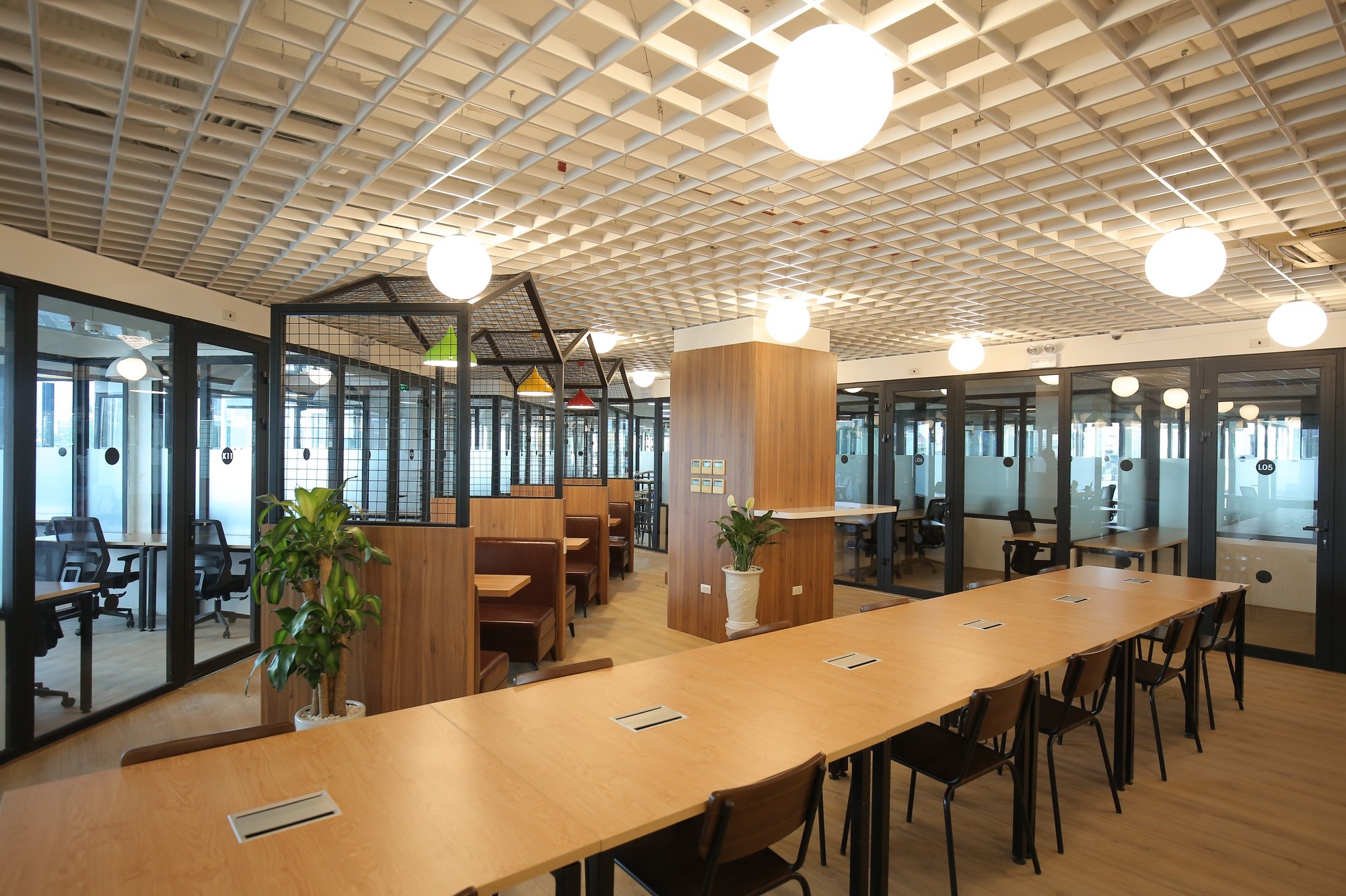 Thị trường văn phòng Hà Nội đang bước vào giai đoạn cạnh tranh quyết liệt khi nguồn cung hạng A liên tục mở rộng