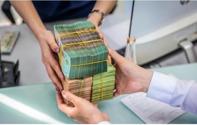 Vợ có được rút tiền trong sổ tiết kiệm đứng tên chồng? Vợ có được rút tiền trong sổ tiết kiệm đứng tên chồng?