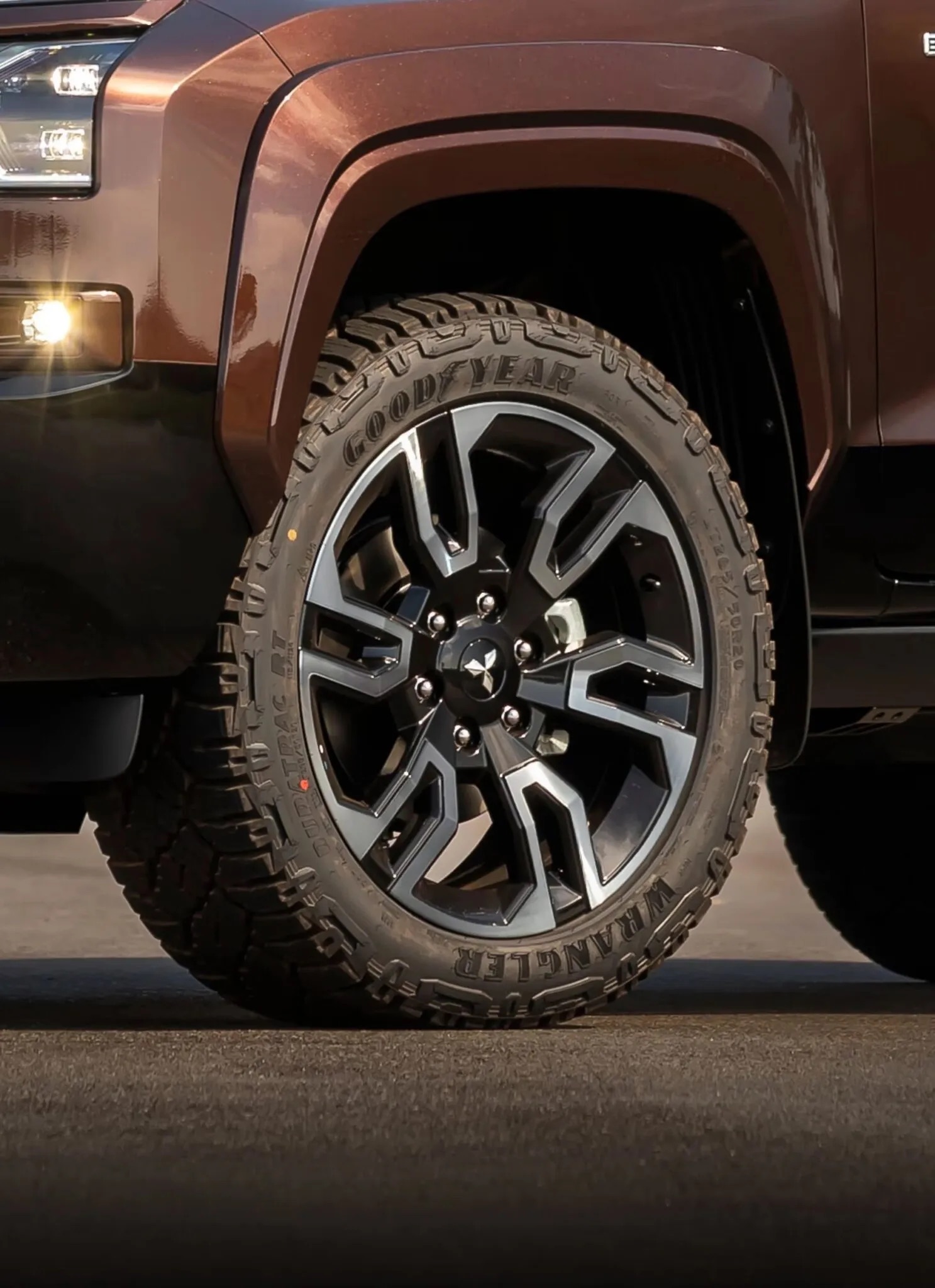 Mitsubishi Triton thêm bản mới, giá quy đổi hơn 1,5 tỷ đồng img