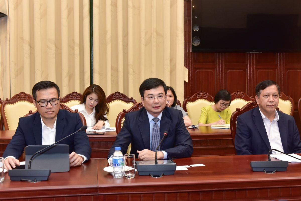 Phó Thống đốc Phạm Thanh Hà phát biểu tại buổi làm việc Phó Thống đốc Phạm Thanh Hà phát biểu tại buổi làm việc
