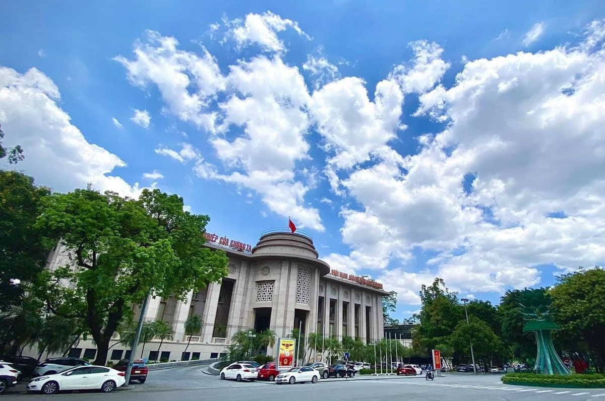 Vẻ vang chặng đường lịch sử 75 năm của ngành Ngân hàng Vẻ vang chặng đường lịch sử 75 năm của ngành Ngân hàng
