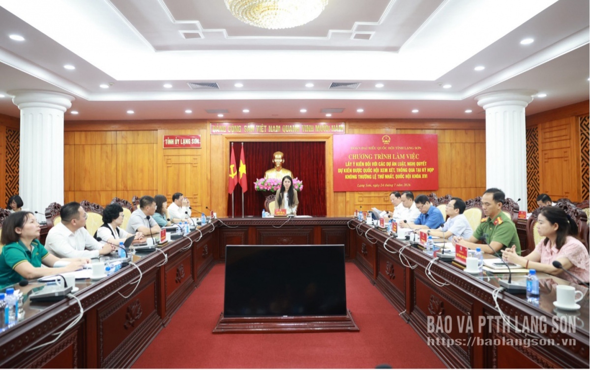 Đoàn ĐBQH tỉnh Lạng Sơn làm việc với hệ thống Ngân hàng lấy ý kiến tham gia đối với dự án Luật trình Quốc hội khóa XVI Đoàn ĐBQH tỉnh Lạng Sơn làm việc với hệ thống Ngân hàng lấy ý kiến tham gia đối với dự án Luật trình Quốc hội khóa XVI