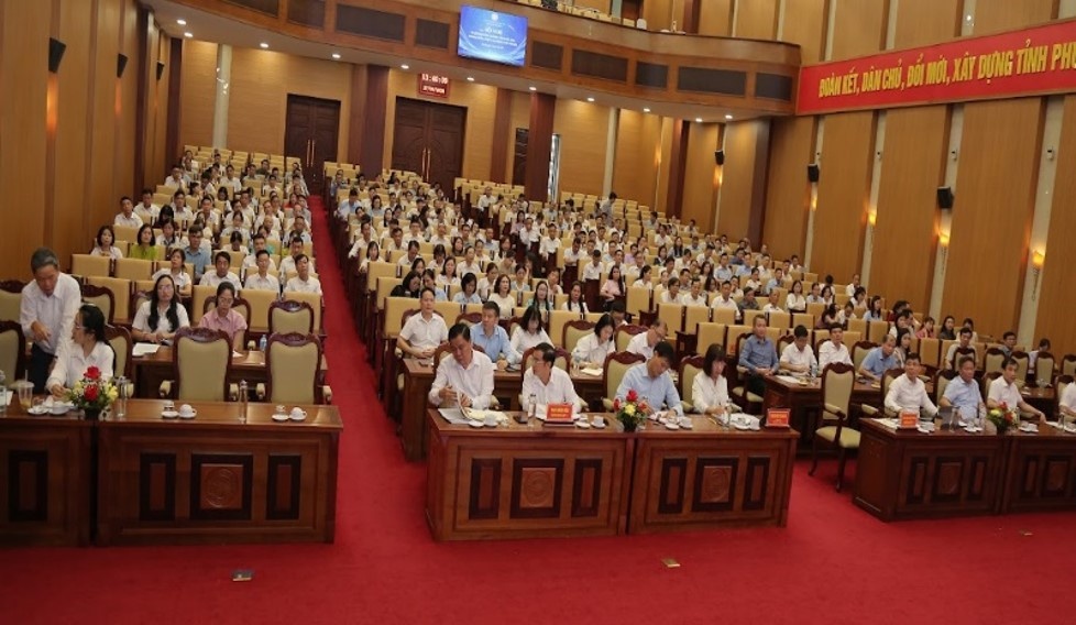 Quang cảnh hội nghị Quang cảnh hội nghị