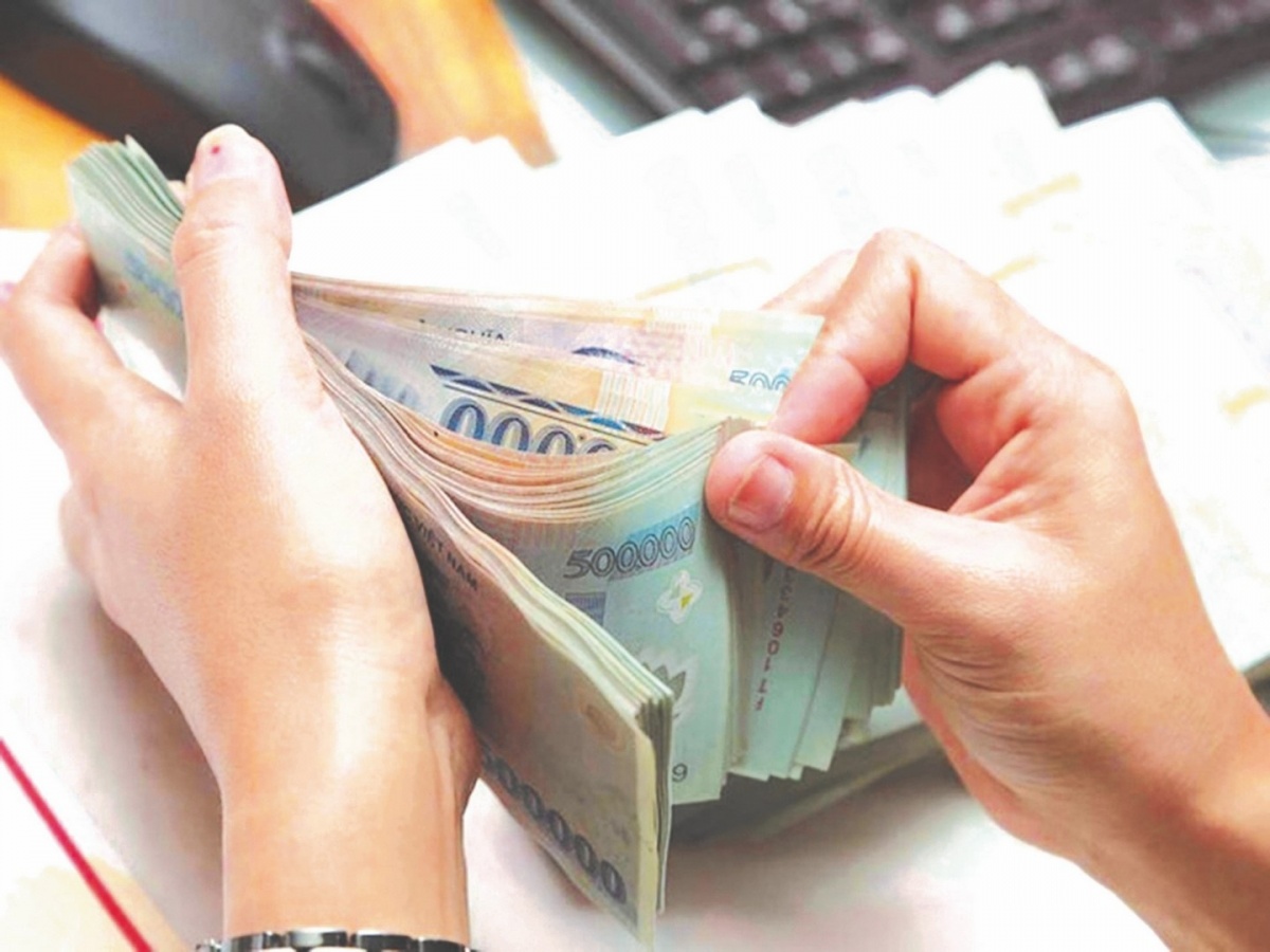 Mặt bằng lãi suất chưa hết áp lực khi nhu cầu vốn ở mức cao Mặt bằng lãi suất chưa hết áp lực khi nhu cầu vốn ở mức cao